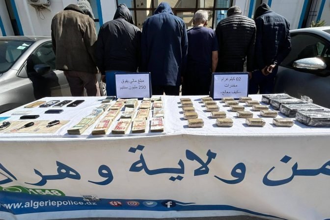 الإطاحة بشبكة إجرامية وحجز كمية من المخدرات بوهران