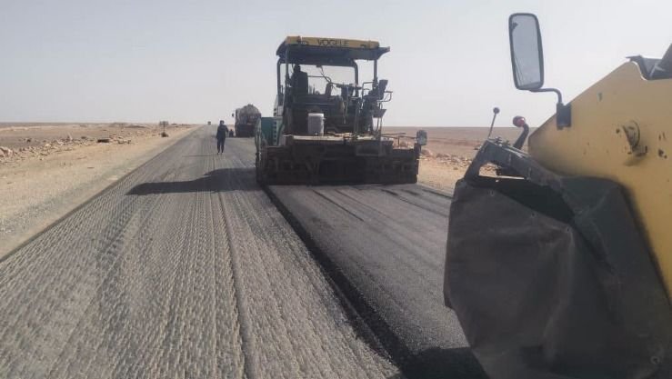 تواصل أشغال تطوير وتحديث شبكة الطرقات والمنشآت القاعدية