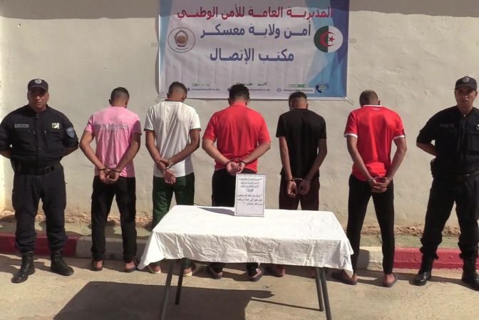معسكر: توقيف 5 أشخاص في قضية سرقة أحد المنازل