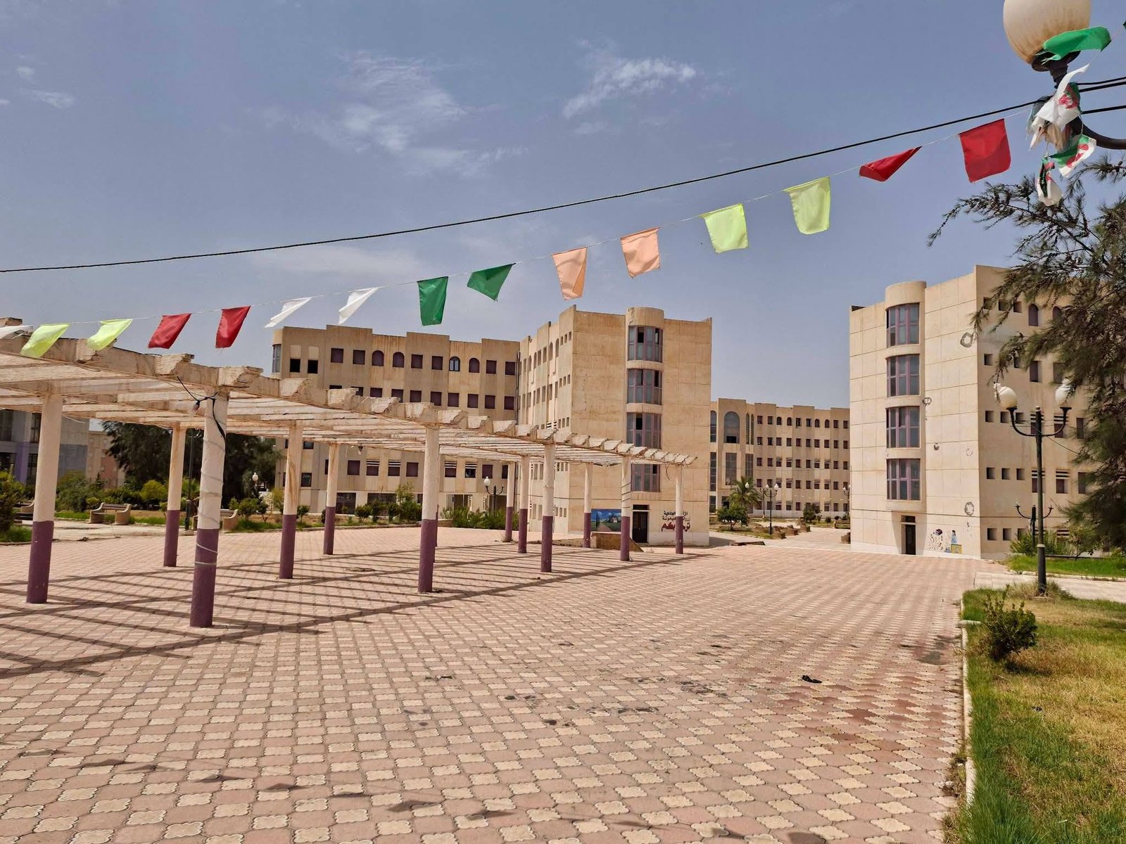 مزوغ: "منظومة الخدمات الجامعية تتعزز بـ10 إقامات جديدة"